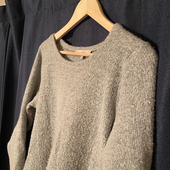 LOFT - Comfy grey oversized hi-side split sweater - Picture 4 of 5